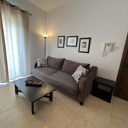 St Julians Smart 2 Bedroom Apartment Saint Julian's Dış mekan fotoğraf
