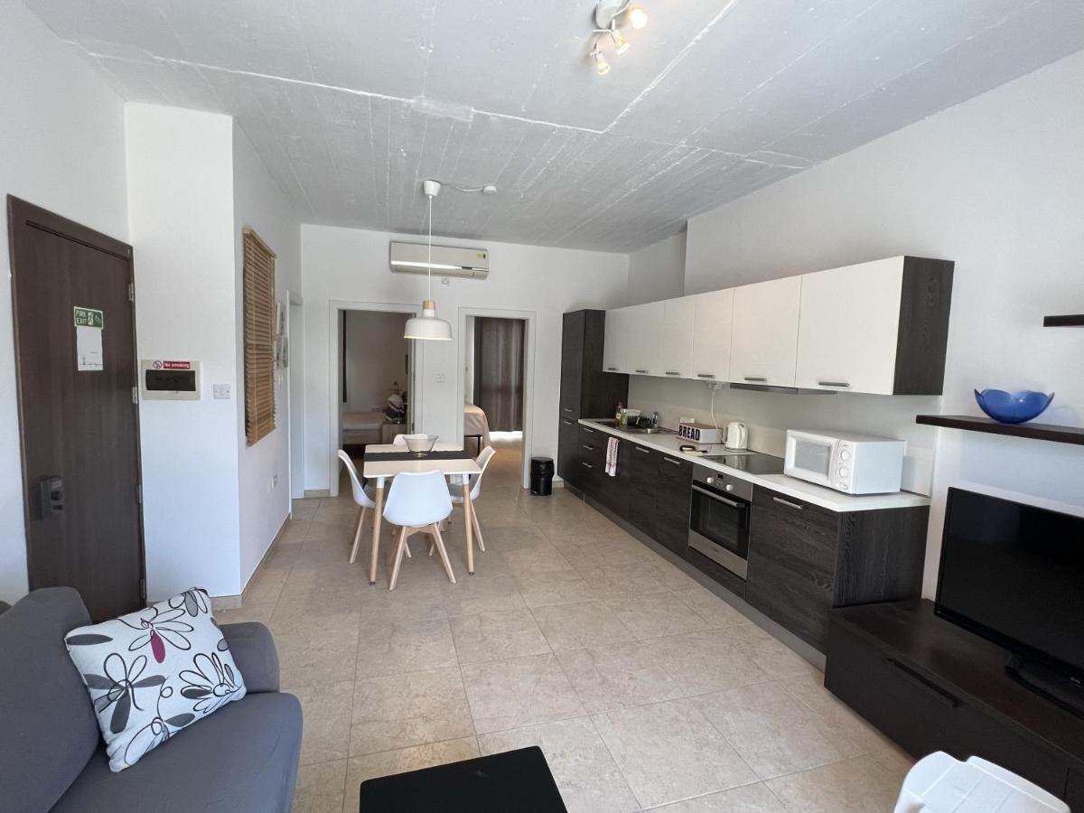 St Julians Smart 2 Bedroom Apartment Saint Julian's Dış mekan fotoğraf